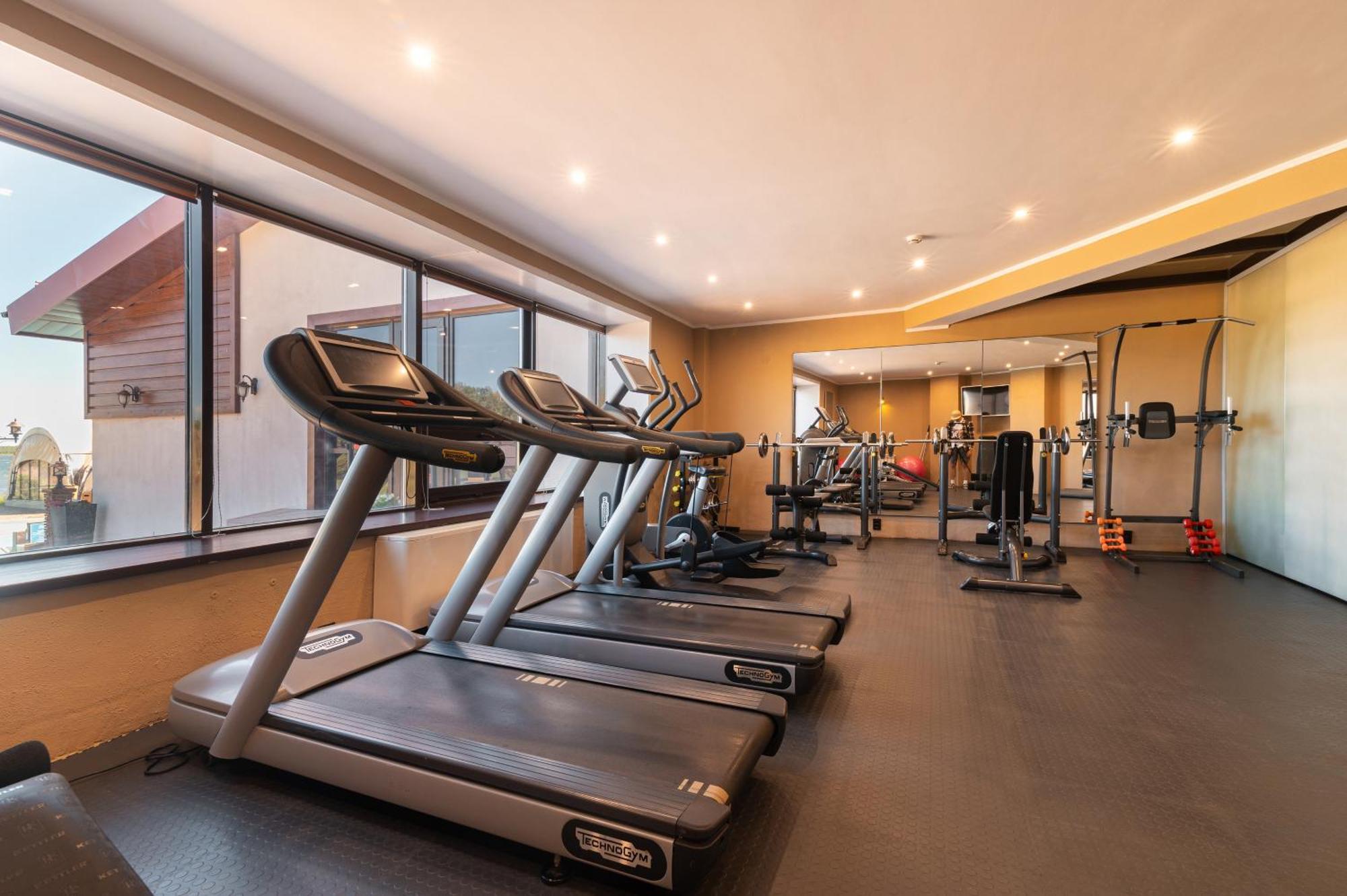 Terrassa Park Hotel Hồ Borovoye Ngoại thất bức ảnh