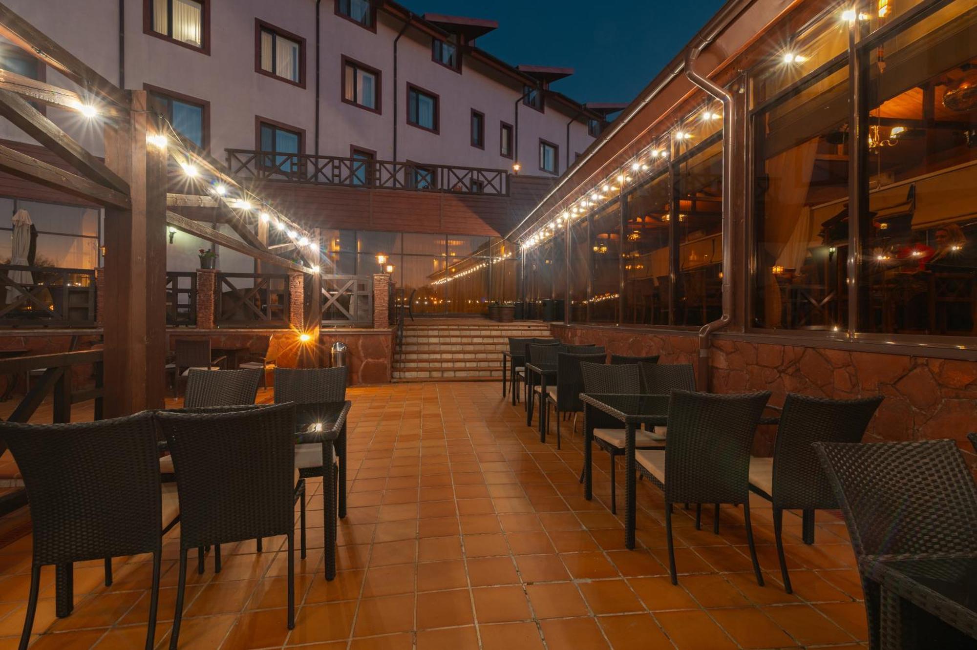 Terrassa Park Hotel Hồ Borovoye Ngoại thất bức ảnh