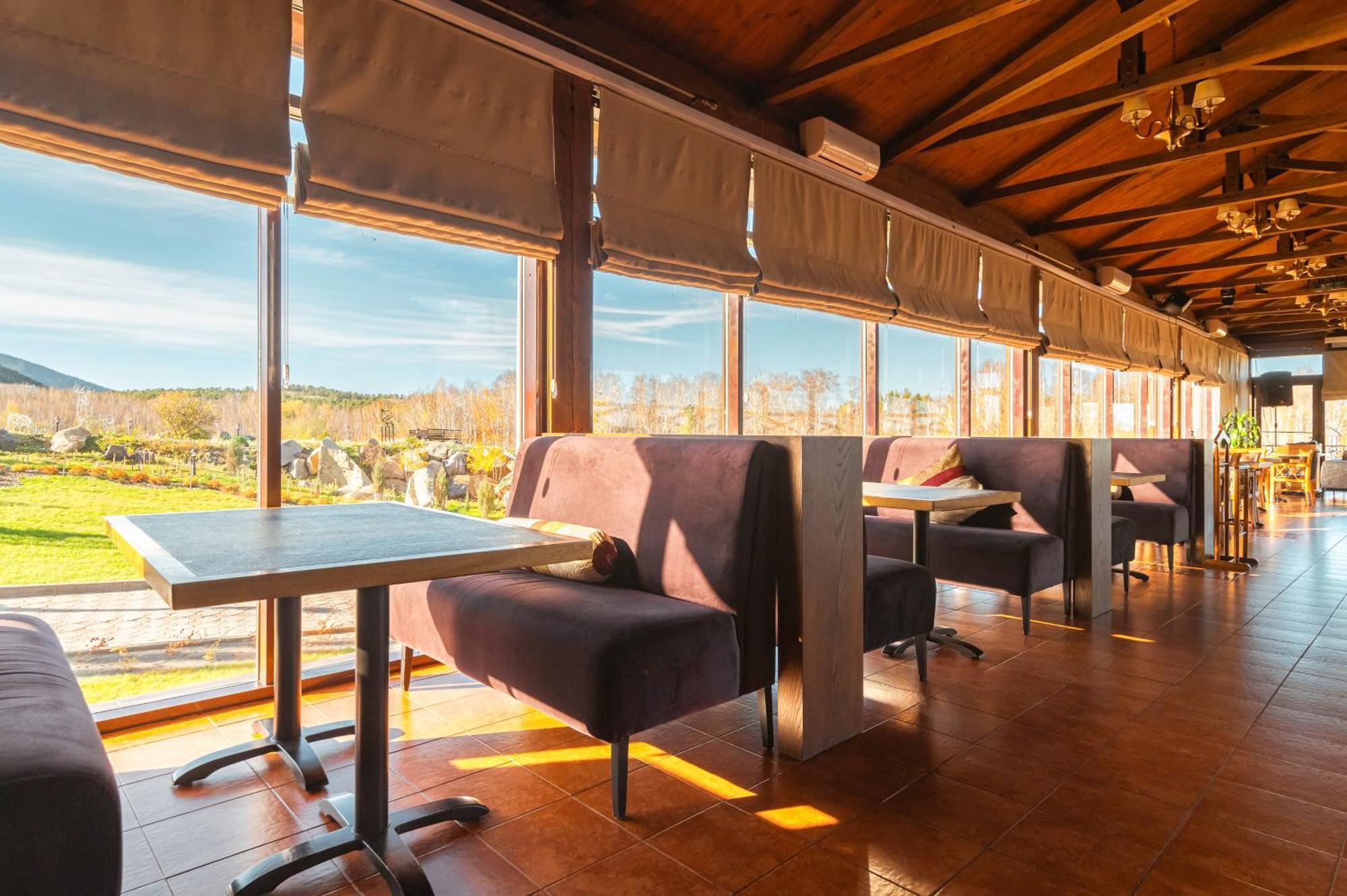 Terrassa Park Hotel Hồ Borovoye Ngoại thất bức ảnh